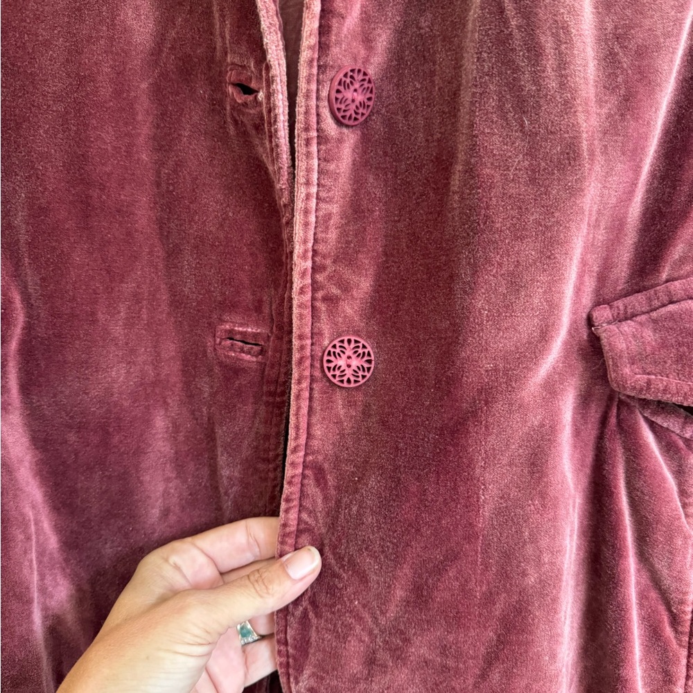 April Cornell Velvet Coat in Deep Burgundy - Picture 4 of 10